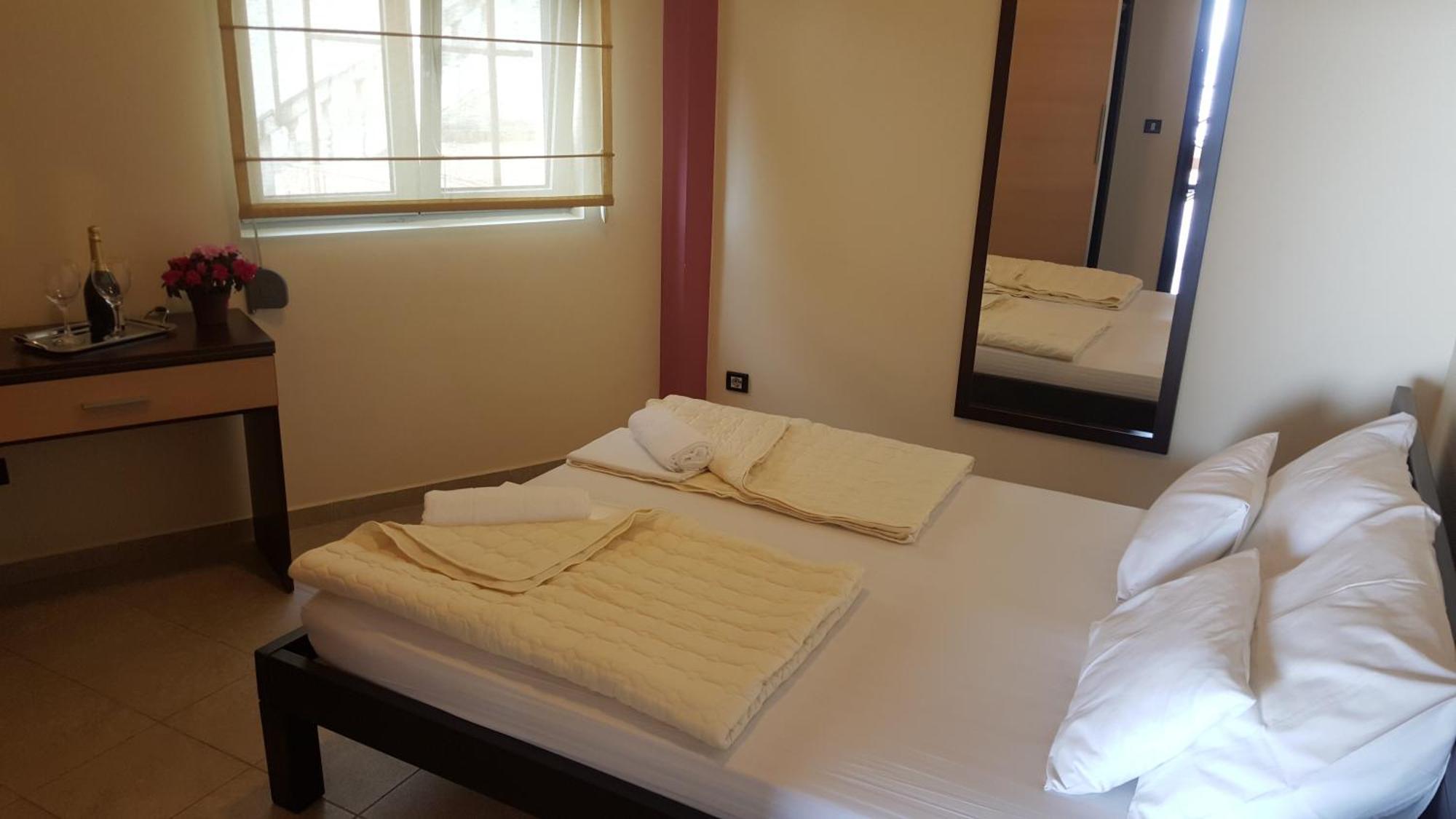 Apartments Rino Lux Sveti Stefan Eksteriør billede