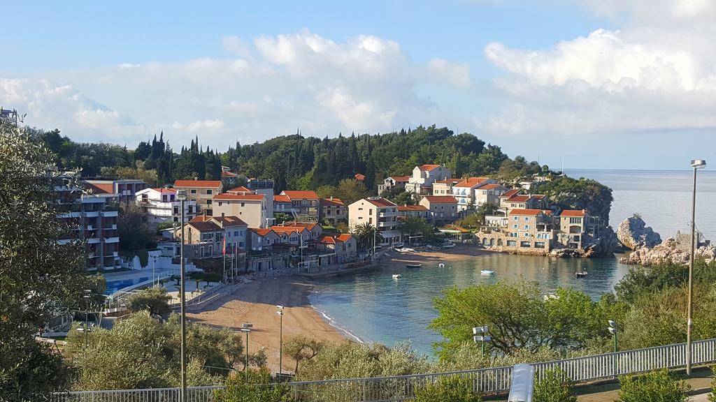 Apartments Rino Lux Sveti Stefan Eksteriør billede