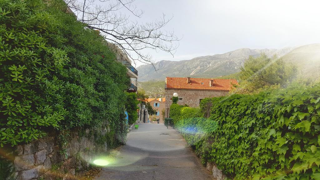 Apartments Rino Lux Sveti Stefan Eksteriør billede